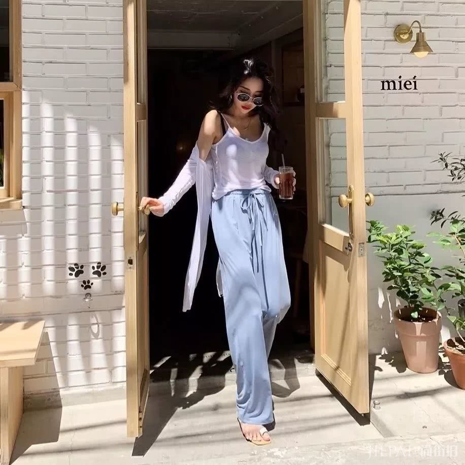 短上衣搭配高腰下装显瘦5斤显高10公分