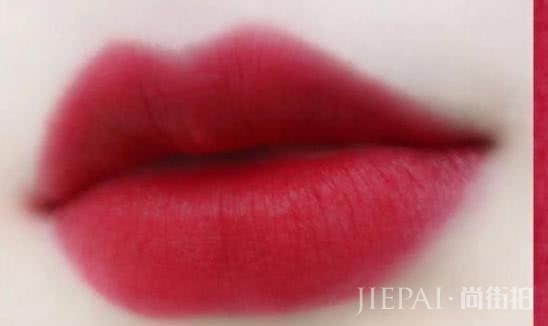 哪些涂起来超显嫩的口红？推荐几款无敌显嫩的口红色号，让你更漂亮