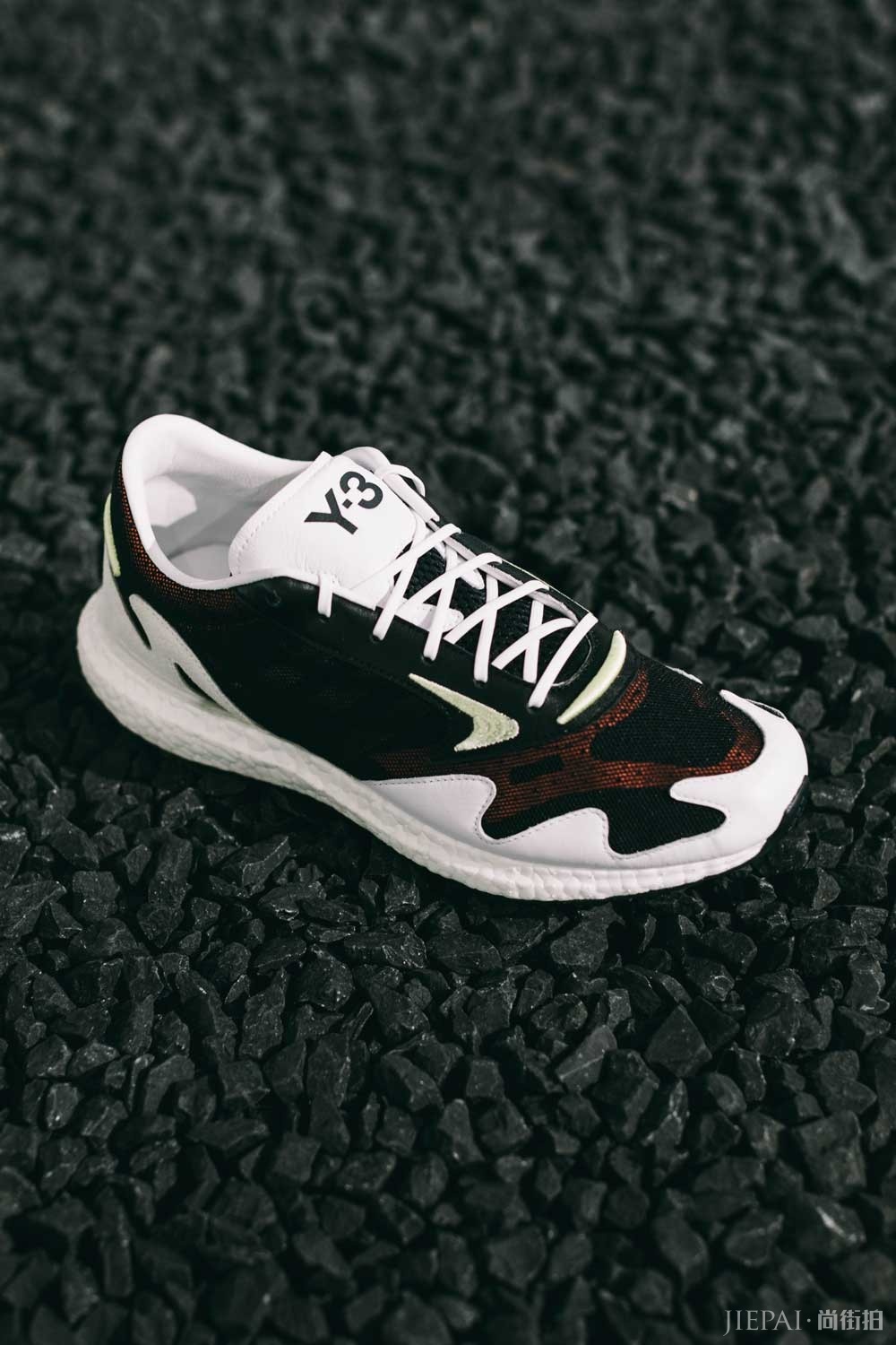 街头运动新主张！Y-3 2020春夏秀场鞋款直击！