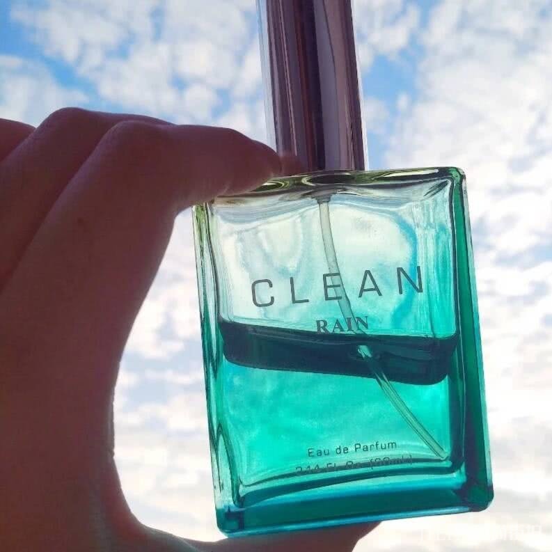 精致猪猪必看!“3款”网红香水测评,男神都忍不住多靠近你些