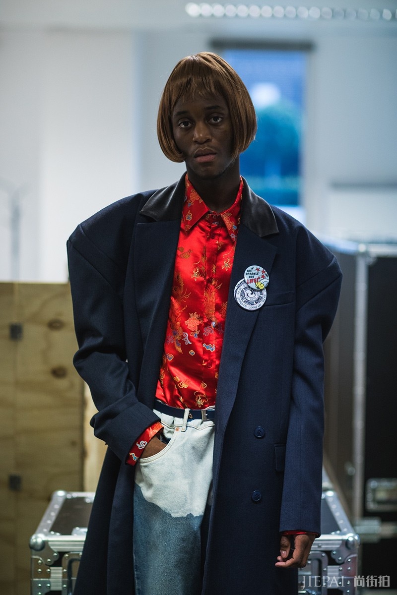 来自高端时尚的深度思维！Martine Rose 2020春夏大秀现场直击！