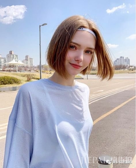 韩国林小宅,还撞脸天使宝贝的网红超甜少女,却顶着一张硅胶假脸