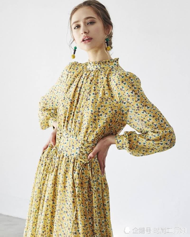 今年夏天最潮花裙子怎样挑选?学这3种方法就对了