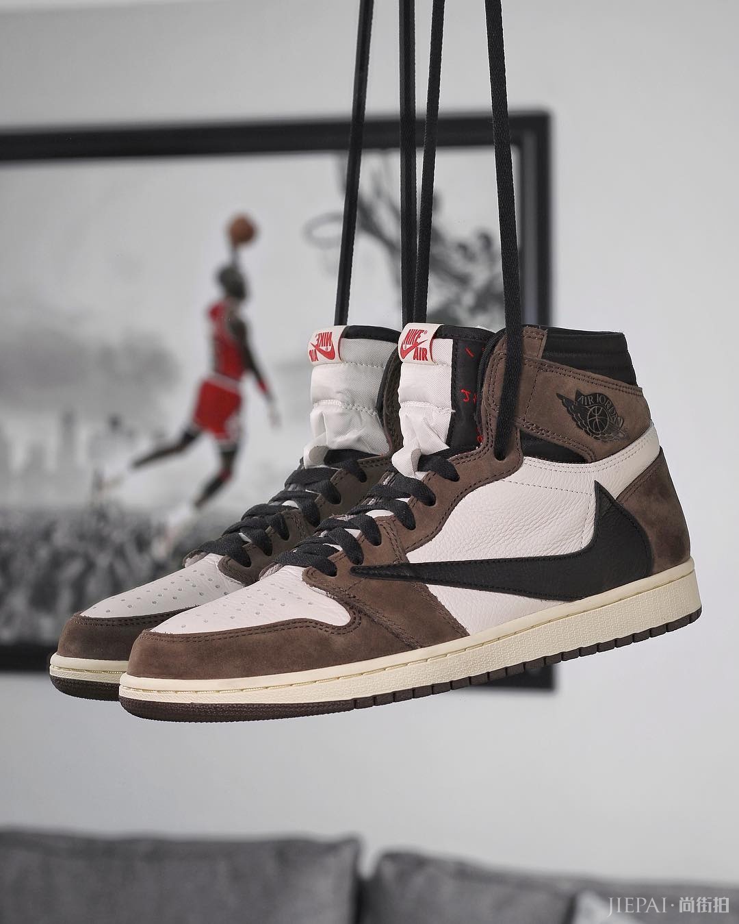 Travis Scott x Air Jordan 1发售疑似推迟!