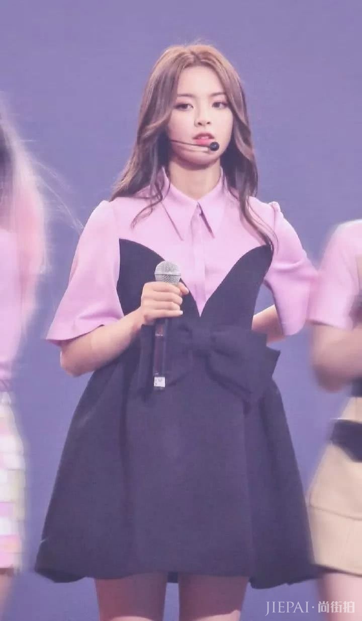 杨超越和AB同框合影完胜?黄金比例神仙颜值果然不是白来的