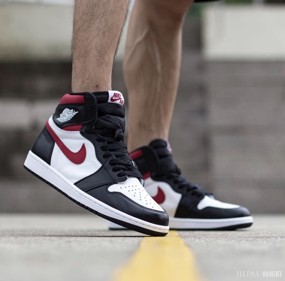 发售在即!Air Jordan 1“Gym Red”上脚实物细节大赏!