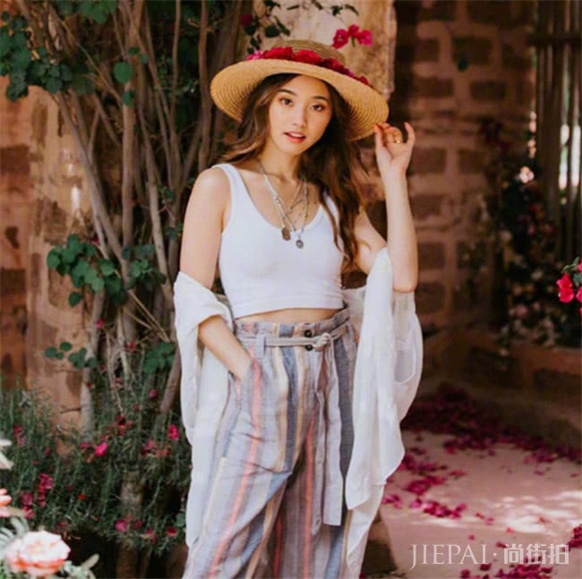 小个子女生种草这8套休闲浪漫穿搭,尽显慵懒度假风