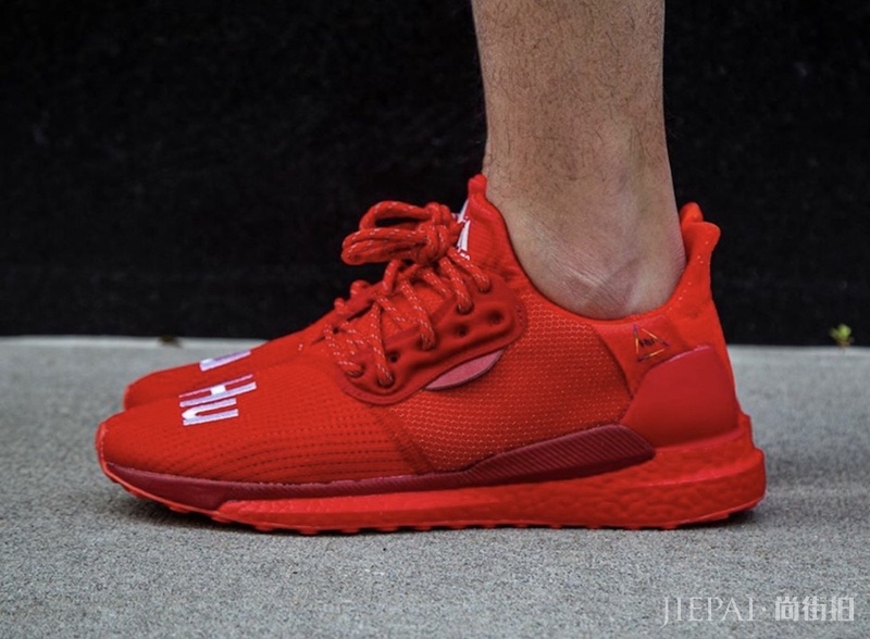 蓝心vs中国红!菲董亲自带货的 adidas Solar Hu又有新配色了!