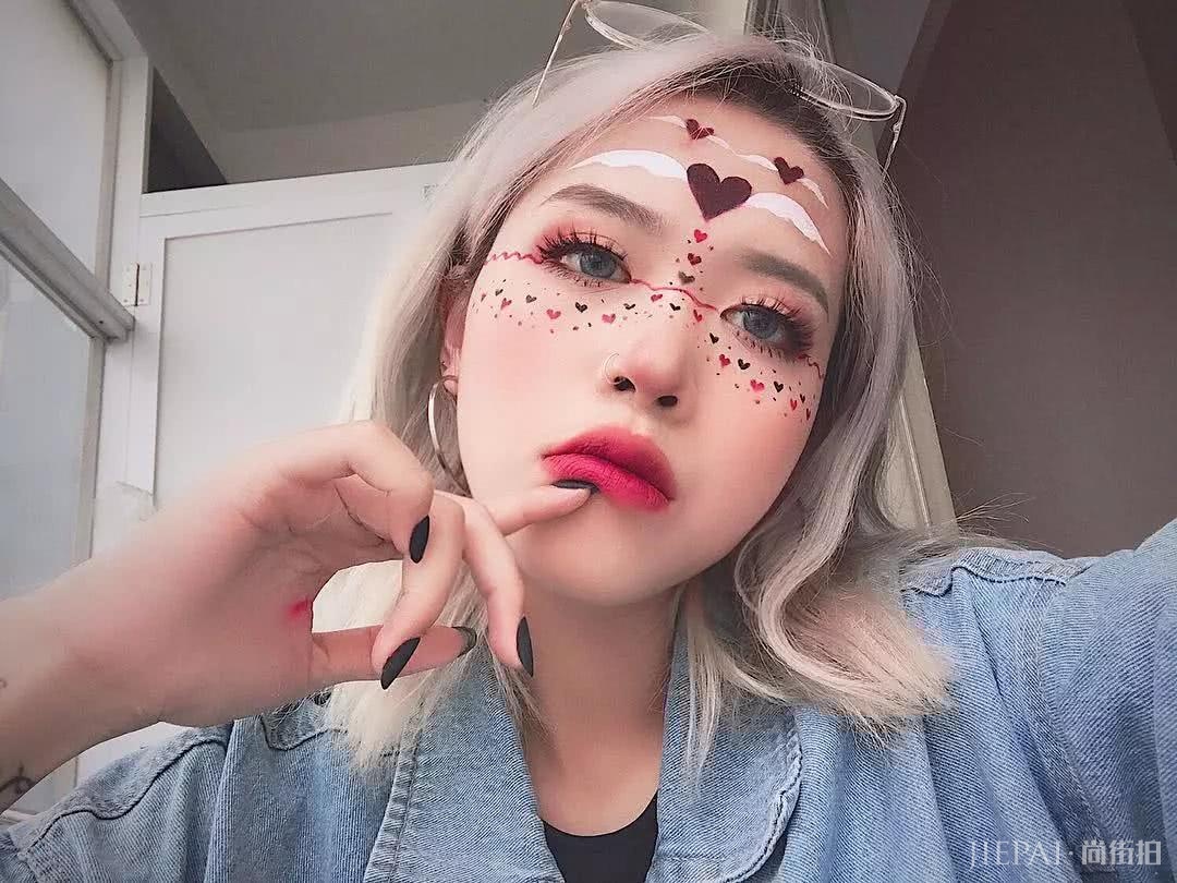 靠一张脸刷屏Ins，狂撩十万粉丝，还能模仿女包青天？