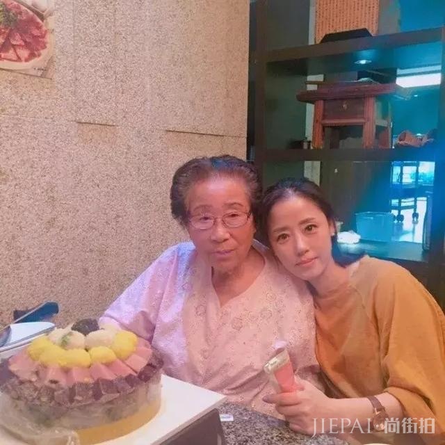 51岁妈妈美过20岁女儿,这是种怎样的体验?