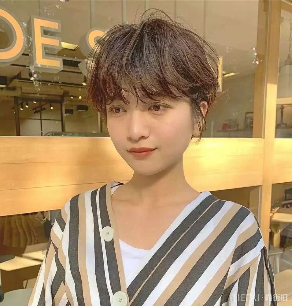 26款短发纹理烫发型图片，准备烫发的女生参考下