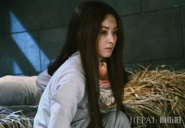 赵丽颖入围白玉兰奖，比肩蒋雯丽姚晨争视后，实力花旦演技引争议