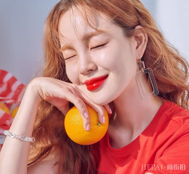 学会透亮的果汁妆,让你告别夏季暗沉脸,焕发青春少女气息