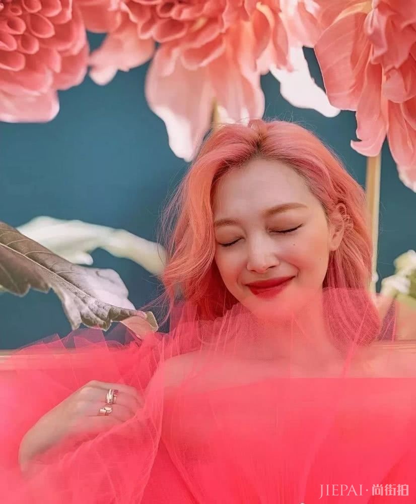 人间水蜜桃雪莉营业了！这个蜜桃妆真的会甜到心坎里！