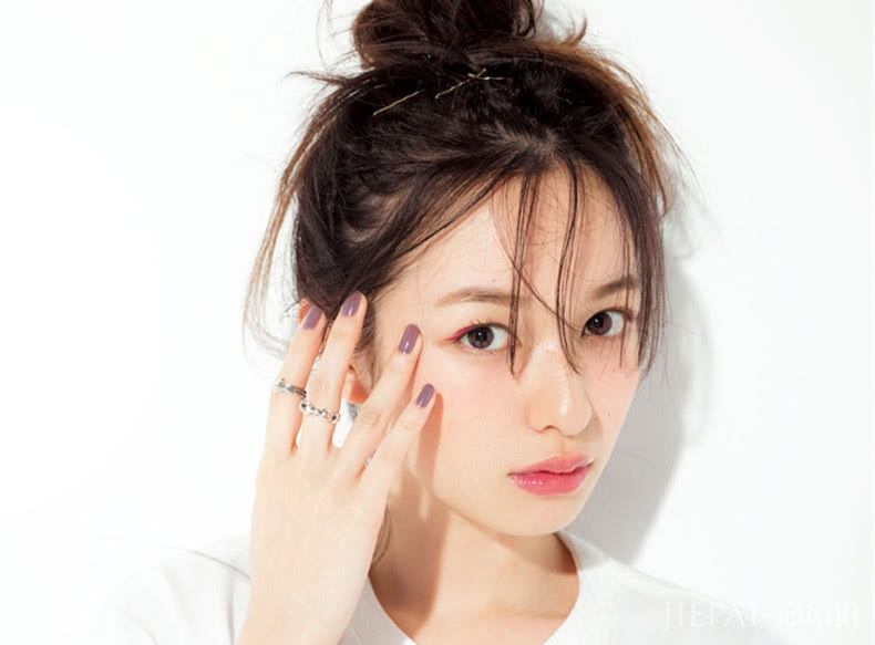 学会透亮的果汁妆,让你告别夏季暗沉脸,焕发青春少女气息