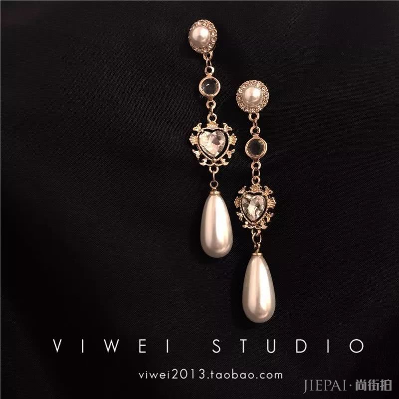 博主们都爱穿巴洛克风，美得毫不费力