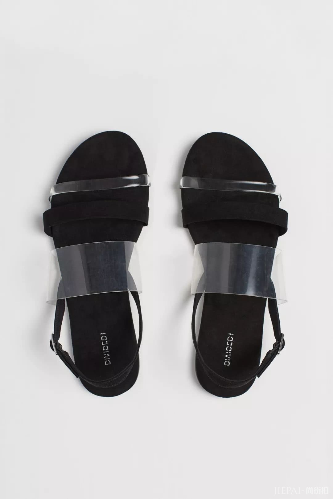 今年夏天流行把塑料穿在脚上,奚梦瑶同款要不了解下