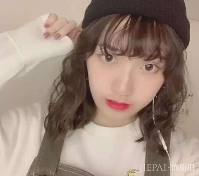 为啥有人烫发洋气，有人土气？这几个自带“土俗”气质，有你的吗