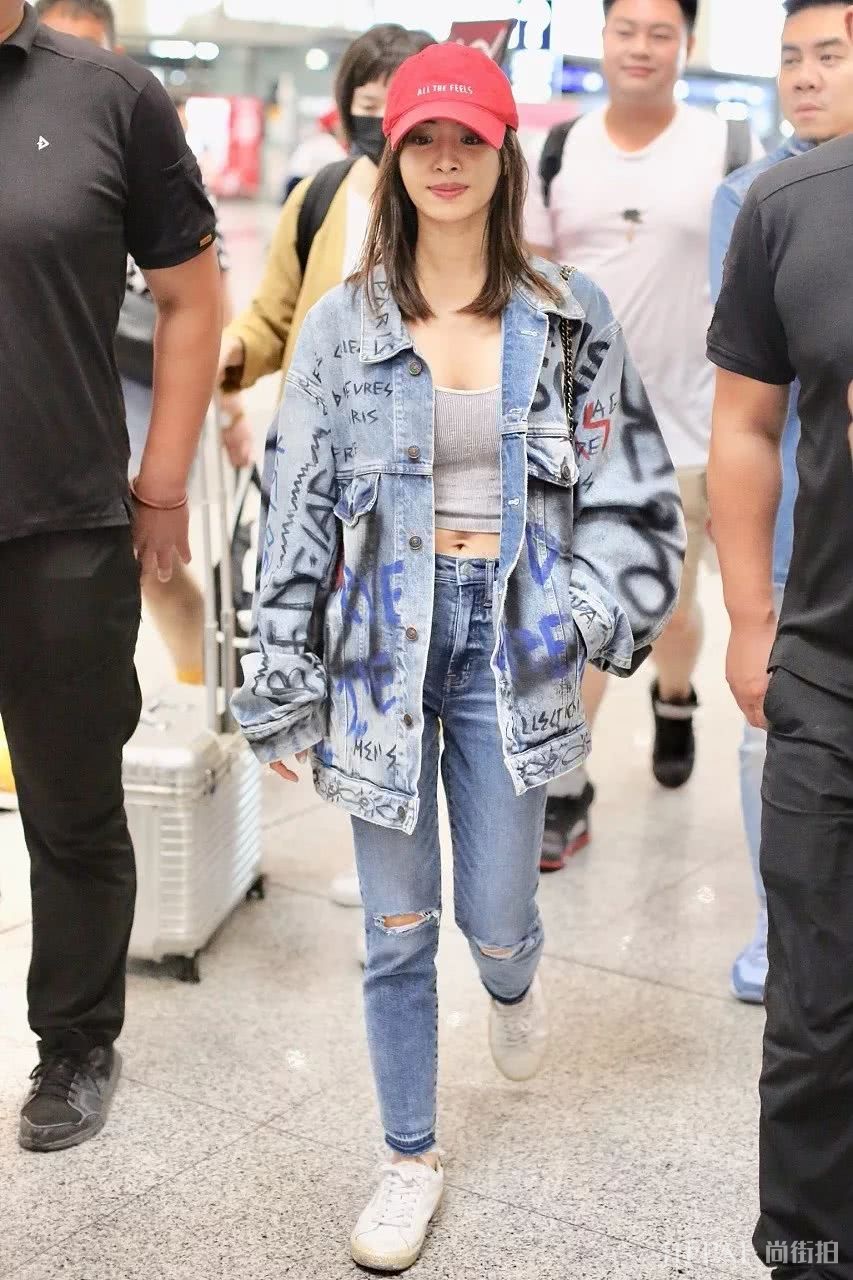 明星街拍 6月又到乱穿衣的季节