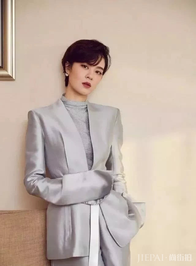 复古港风的短发有多好看？试过的人都变美人胚子了