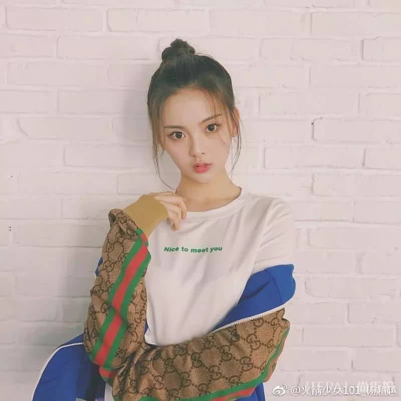 杨超越和AB同框合影完胜?黄金比例神仙颜值果然不是白来的