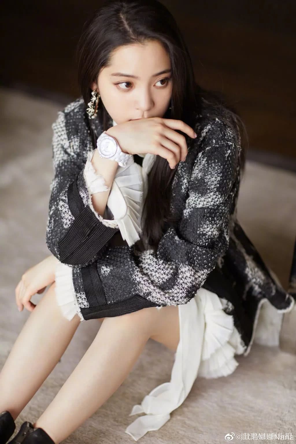 比欧阳娜娜VLOG更有看点的应该是她的日常妆容吧