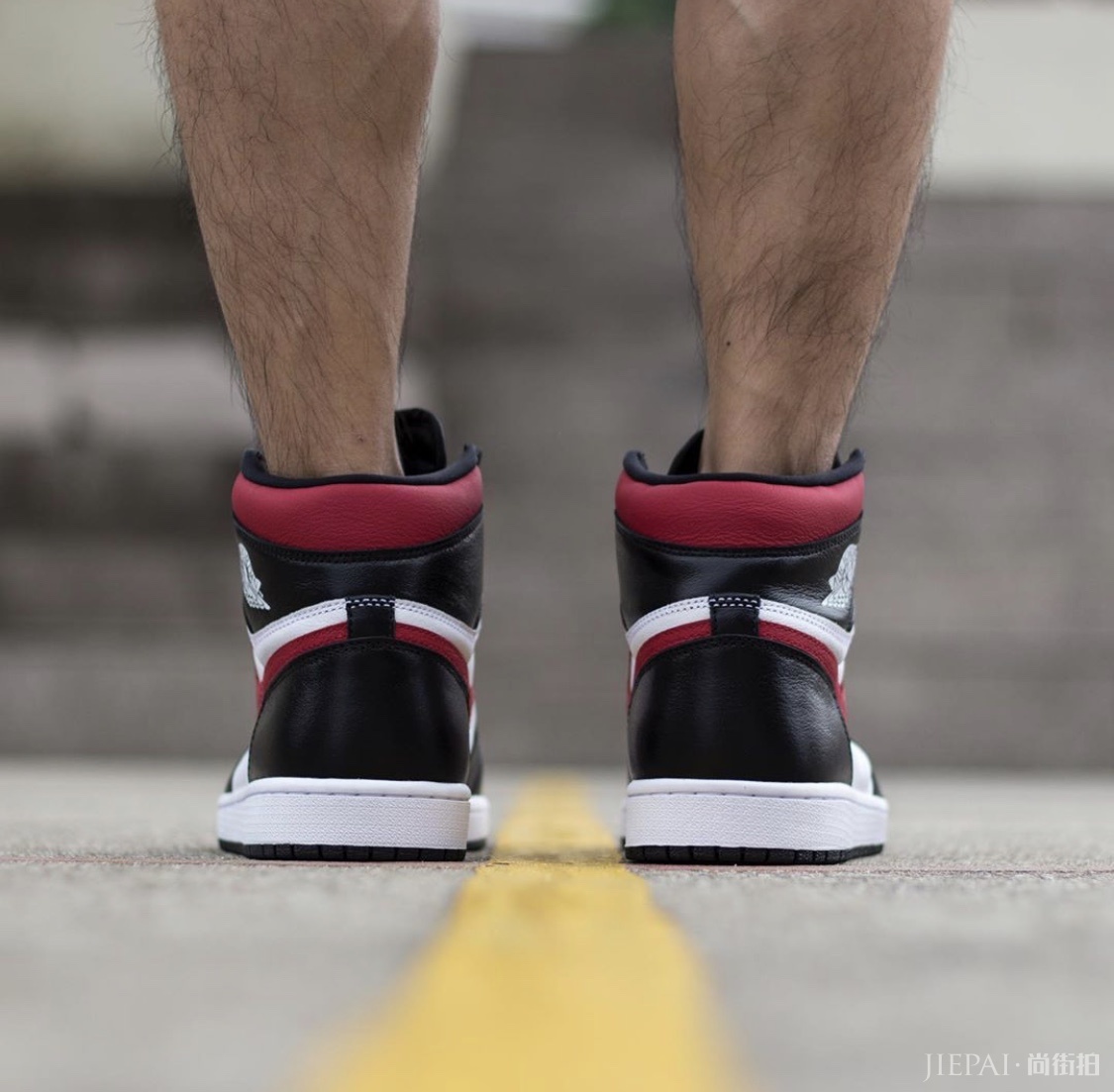 发售在即!Air Jordan 1“Gym Red”上脚实物细节大赏!