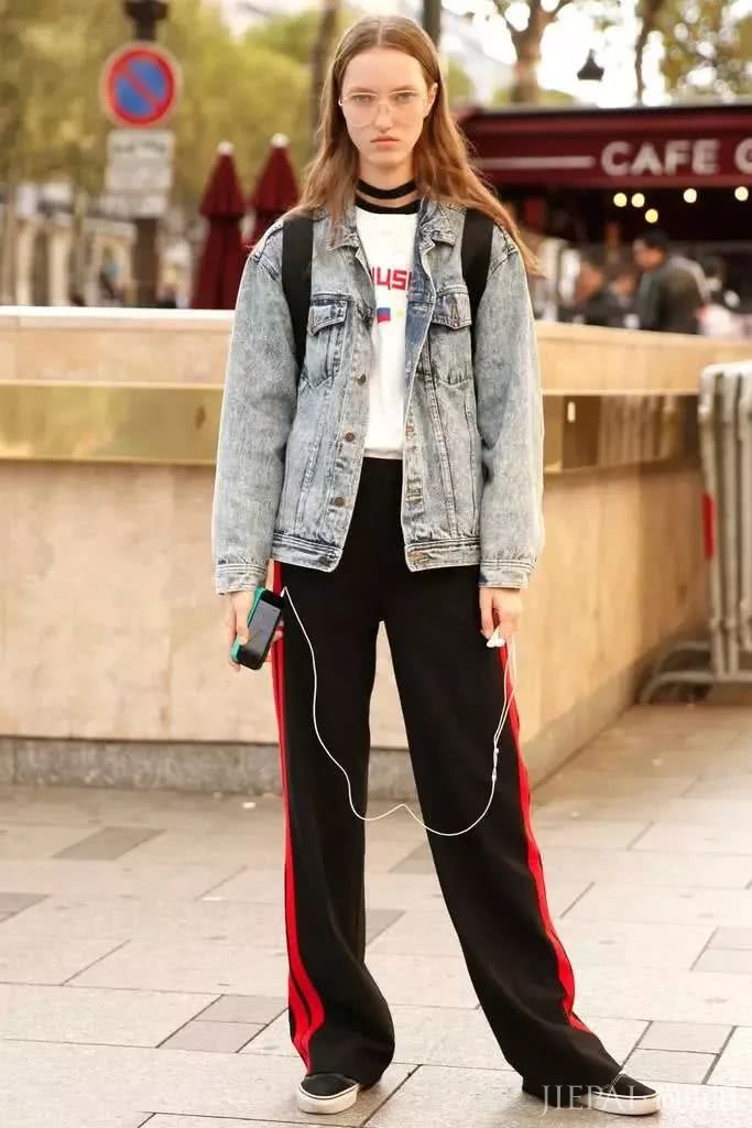 T恤搭配阔腿裤,2019最省事的时尚套路