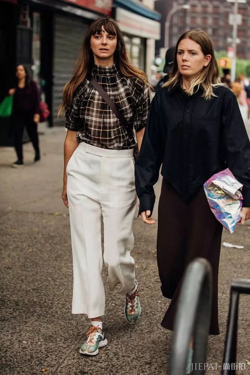 有的人表面看上去很高 其实都靠这条裤子