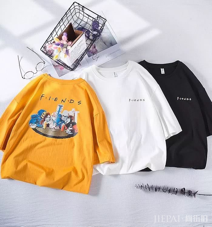 还在穿黑白灰?2019年夏天流行“果汁色”