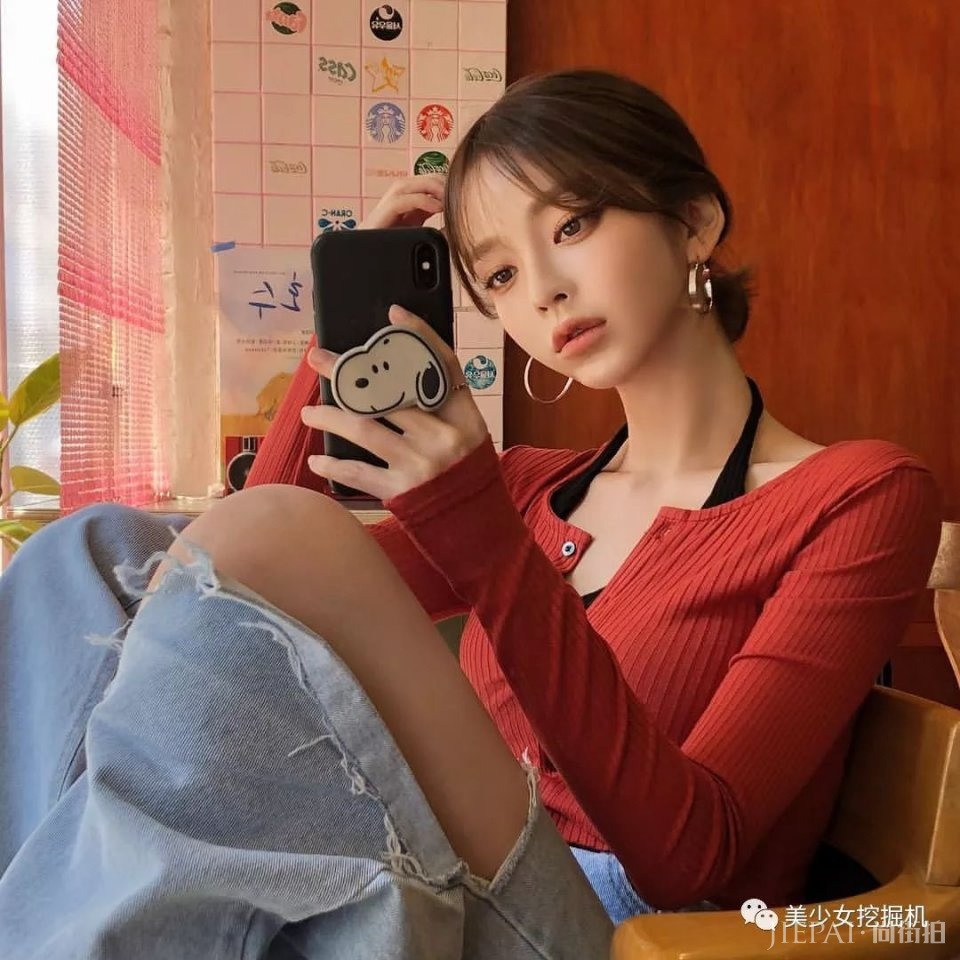 韩国林小宅,还撞脸天使宝贝的网红超甜少女,却顶着一张硅胶假脸