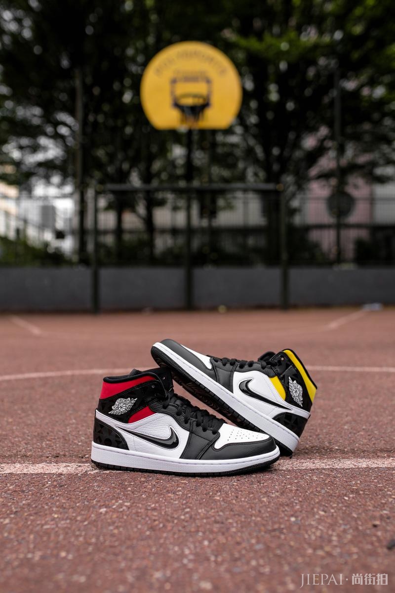 1+1=4!这双期待已久的Air Jordan 1 Mid “Quai 54”终于要发售了!