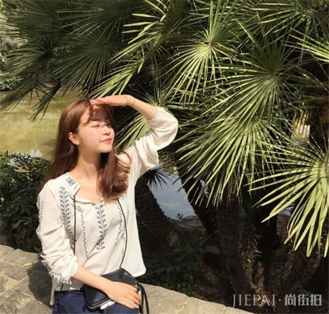 假期出行穿这8套旅行look，让你的造型自带滤镜效果