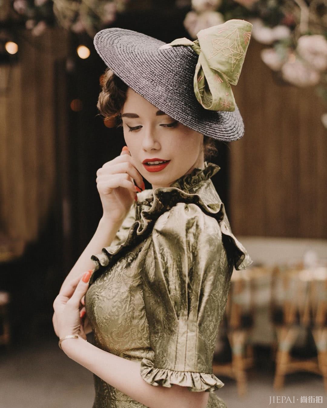 夏日里的复古风,穿成行走的画报是一种怎样的感觉