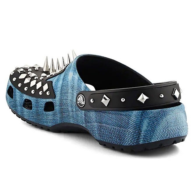 丑拖鞋变朋克!?Barneys x Crocs突然叛逆一下!