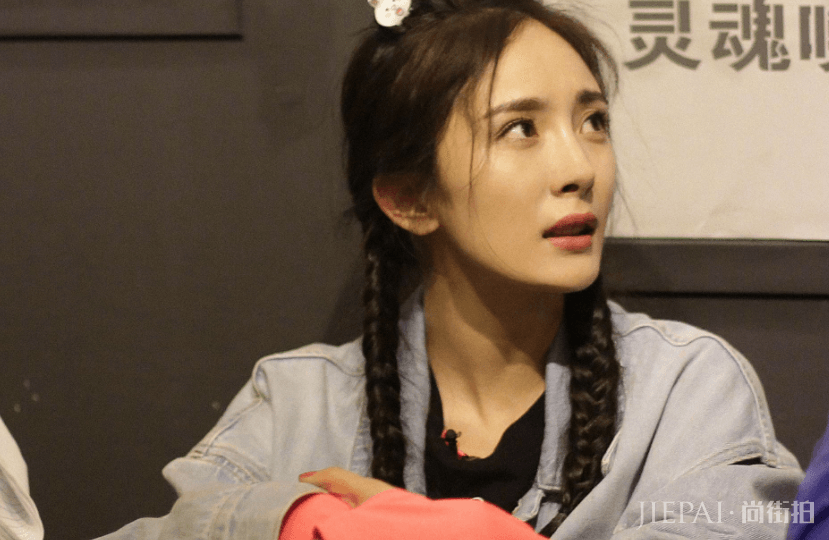 杨幂六一低调为小糯米庆生？baby却和张大大聚餐，不陪小海绵吗？