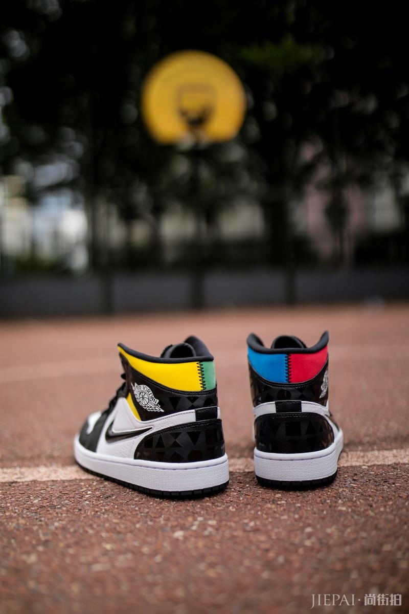 1+1=4!这双期待已久的Air Jordan 1 Mid “Quai 54”终于要发售了!