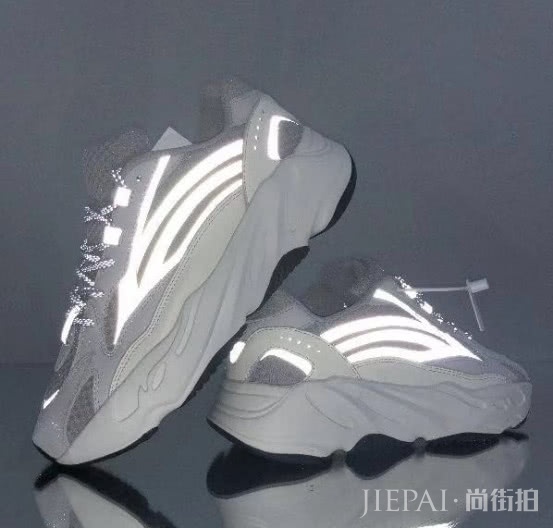 8双椰子“老爹鞋”让你选！抛开价格，700系列你最中意哪一款