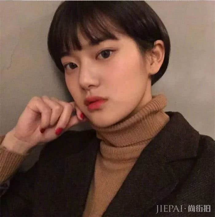 扎不起来的短发怎么办?这样弄让你美得不像话