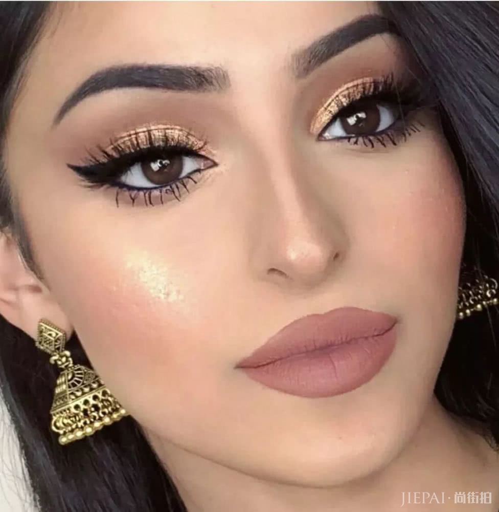 人间水蜜桃雪莉营业了！这个蜜桃妆真的会甜到心坎里！