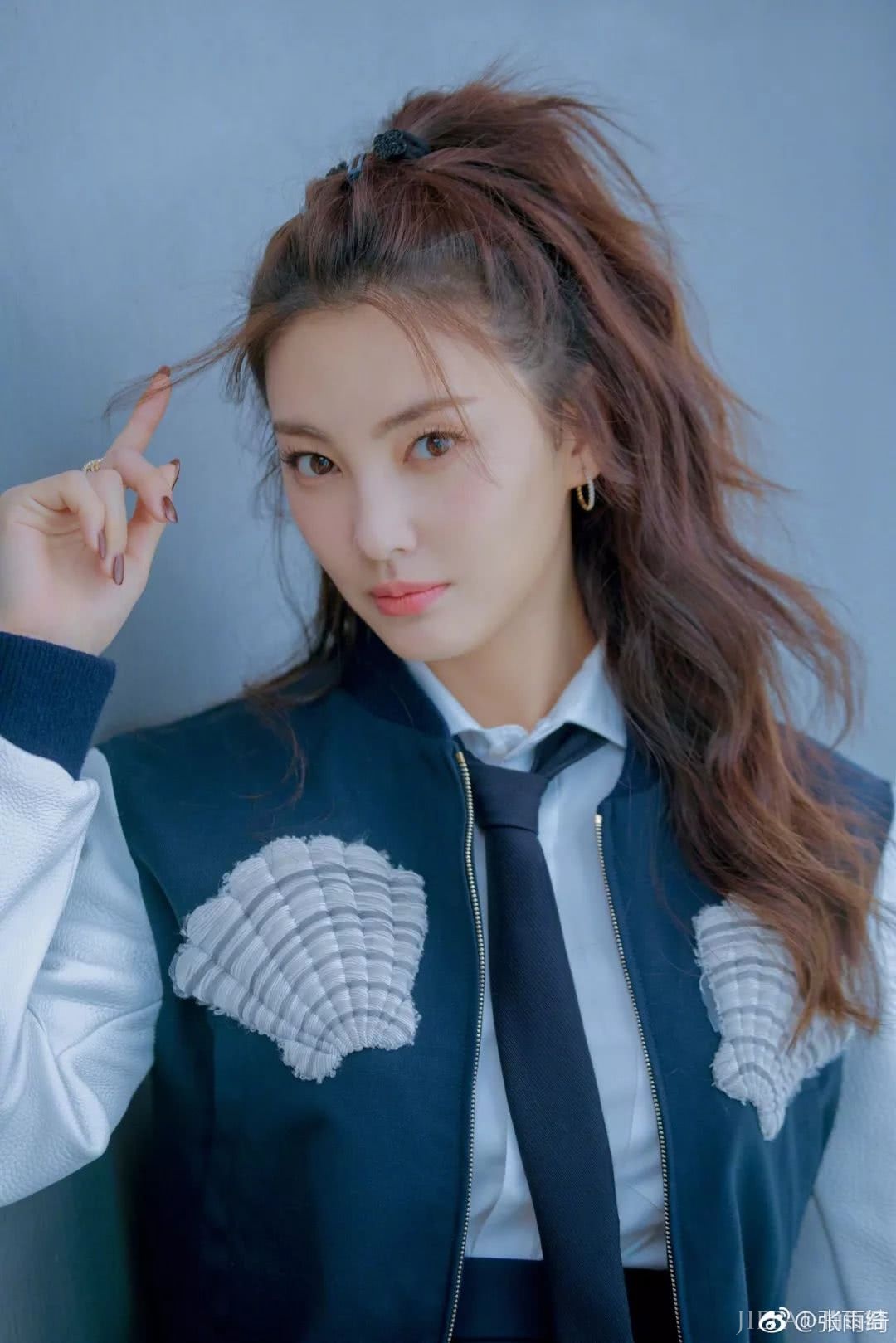 孟美岐的cos“猫女妆”简直绝了