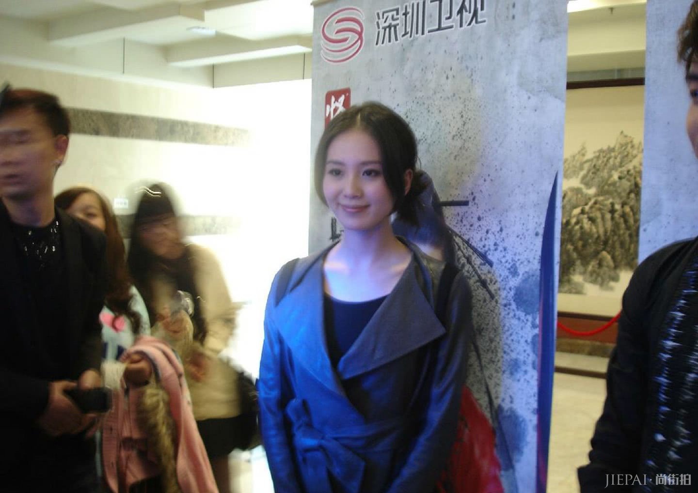 刘诗诗早年青涩旧照不惊艳但超耐看,与胡歌同框气质清纯