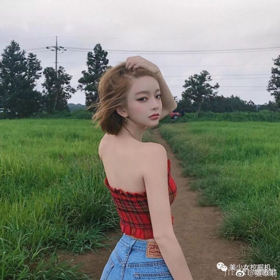 韩国林小宅,还撞脸天使宝贝的网红超甜少女,却顶着一张硅胶假脸