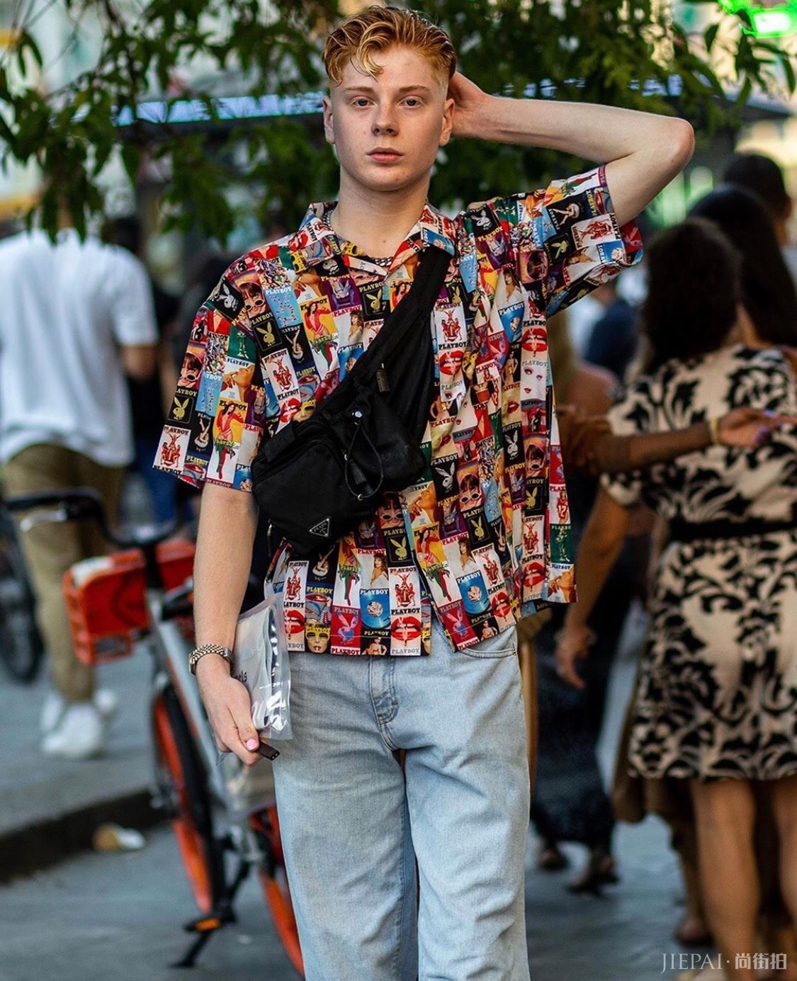 行走的教科书！米兰时装周时尚达人教你玩转街头穿搭！