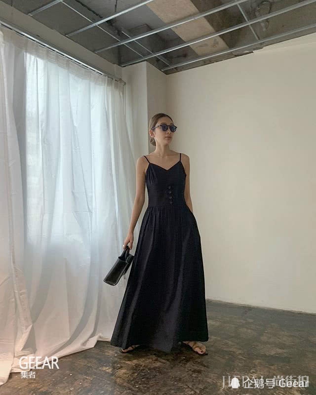 夏天想穿的凉爽又显瘦?和日本博主偷师宽松版型的高级感穿搭