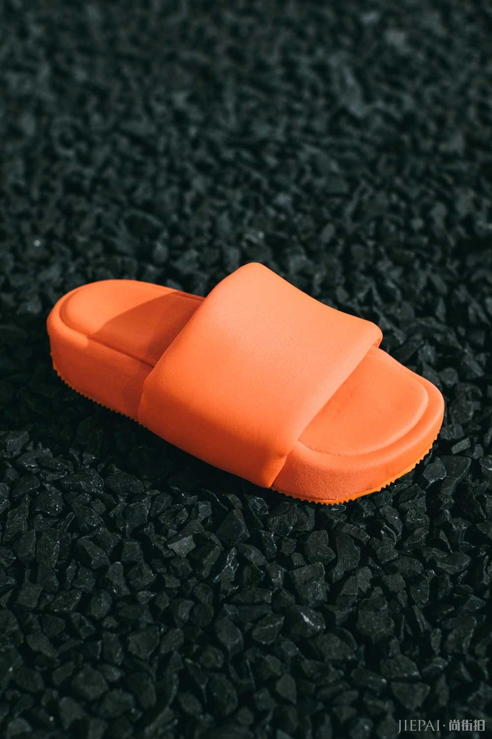 街头运动新主张！Y-3 2020春夏秀场鞋款直击！