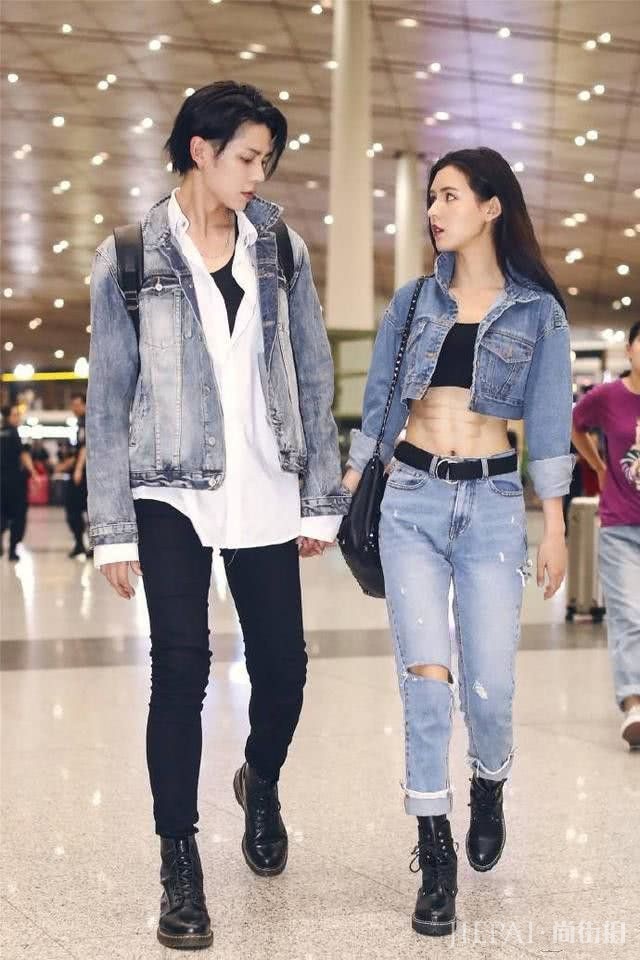 张予曦白礼服裙实力诠释东方美,这才是网红逆袭的典范