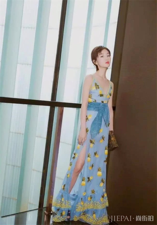 夏天穿什么裙子最吸睛？水果裙可爱又俏皮