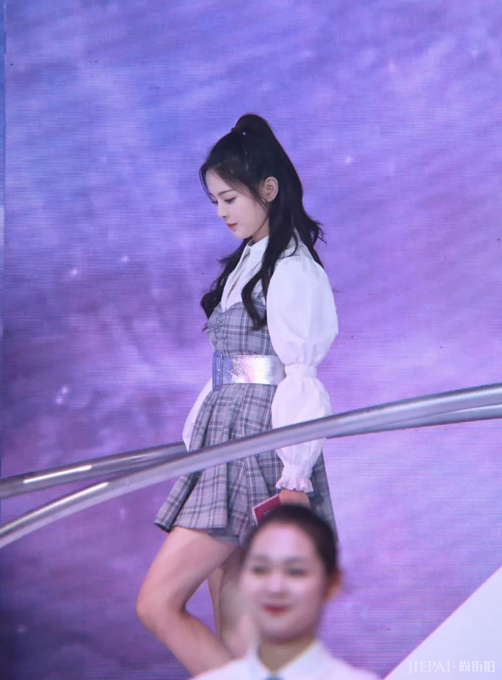 杨超越和AB同框合影完胜?黄金比例神仙颜值果然不是白来的