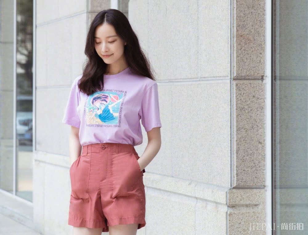 风格百变的倪妮，日常活动该居然都是这样搭配的